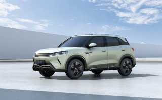比亚迪全新元UP官图公布：基于e平台3.0打造 定位小型纯电SUV