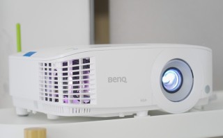 明基智能商务投影仪E530上市 多应用场景高效解决方案