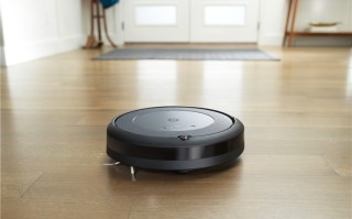 iRobot年度新品Roomba i3+/i4+发布，支持自动集尘，2499元起售