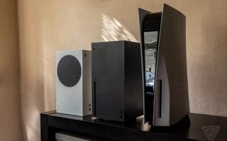 索尼PS5外观解禁：比其他主机大一圈
