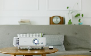 商务投影仪如何选 指标、功能同样是关键