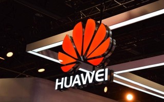 华为新手机专利图曝光，正面无开孔，疑似搭载屏下摄像头