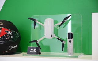 CIIE2023丨探索摩旅出行的新未来 互酷车载无人机亮相进博会