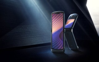 经典与未来融合   motorola razr刀锋5G折叠屏手机国行版本正式发布