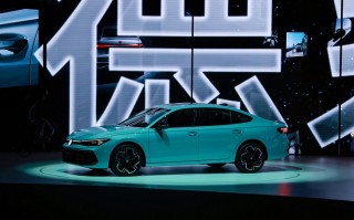 全系2.0T高功率，15.99万起！全新帕萨特“整顿”中级轿车市场