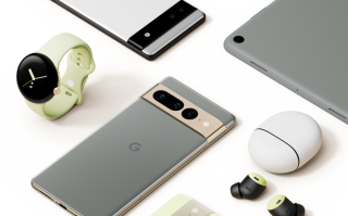 谷歌Pixel 7 Pro真机曝光，首款预装Android 13的手机